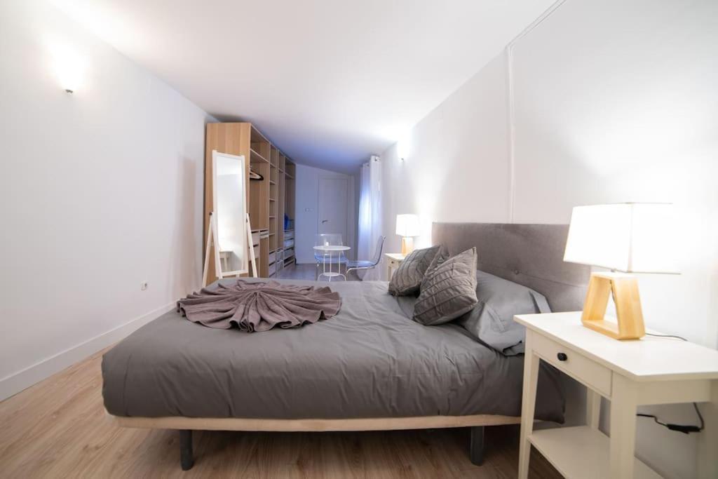 Cozy Apartment Plaza Espana I Renovated 3Br 2Bh Madrid Eksteriør billede