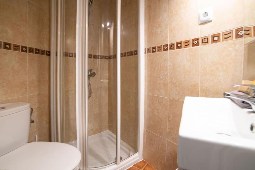 Cozy Apartment Plaza Espana I Renovated 3Br 2Bh Madrid Eksteriør billede